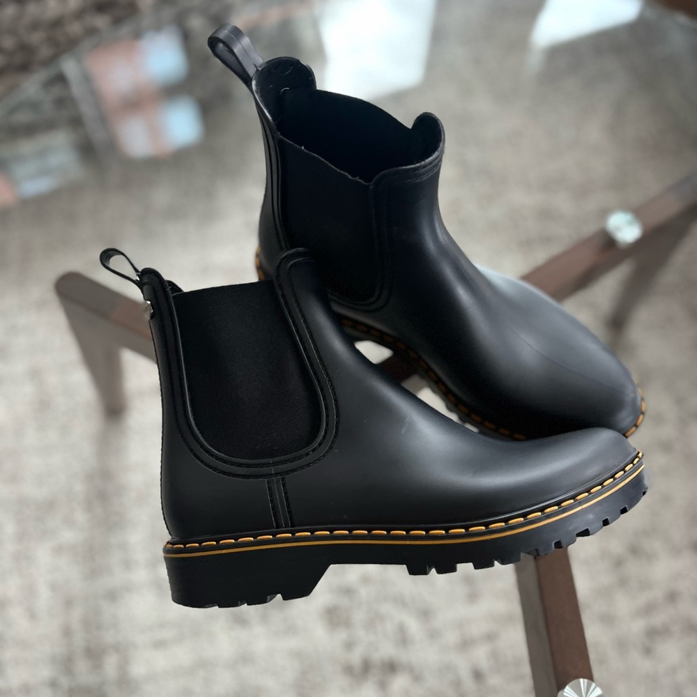 Igor Ladies Trak Tri BlackWater Chelsea Shoes Size 37
